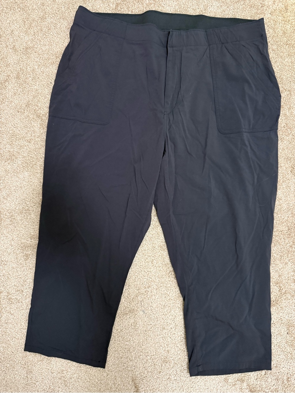 Eddie Bauer Women's 22W capri pant. F34